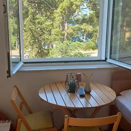 Za 2 Uz Apartman *
