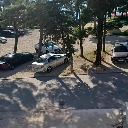 Za 2 Uz Appartement *