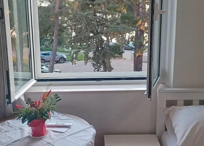Za 2 Uz * Makarska