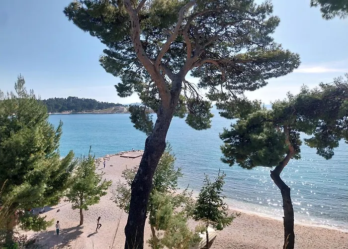 Za 2 Uz * Makarska