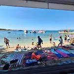 Za 2 Uz * Makarska